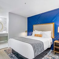 Chic Condo Retreat in Central Buckhead Atlanta