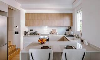 Athenian Riviera Elegant Residence