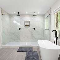 Grand Retreat Luxury Vacation for Large Groups