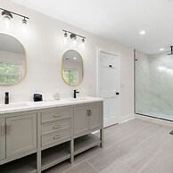 Grand Retreat Luxury Vacation for Large Groups