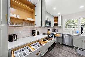 Grand Retreat Luxury Vacation for Large Groups