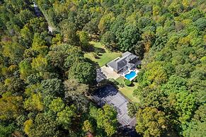 Grand Retreat Luxury Vacation for Large Groups