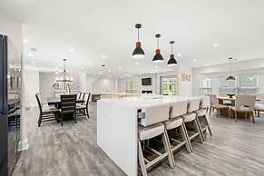 Grand Retreat Luxury Vacation for Large Groups