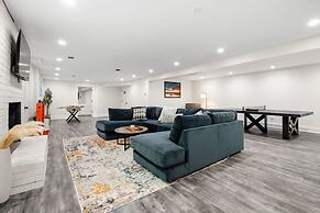 Grand Retreat Luxury Vacation for Large Groups