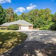 Grand Retreat Luxury Vacation for Large Groups