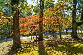 Grand Retreat Luxury Vacation for Large Groups