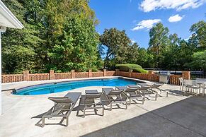 Grand Retreat Luxury Vacation for Large Groups