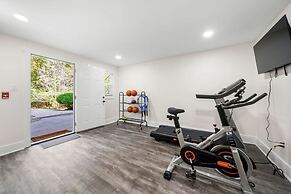 Grand Retreat Luxury Vacation for Large Groups