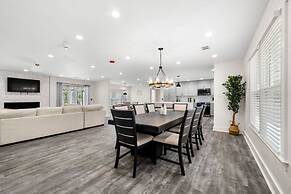 Grand Retreat Luxury Vacation for Large Groups