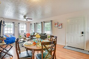 3 Mi to Boardwalk: Bacliff Apartment w/ Hot Tub