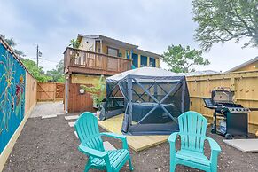 3 Mi to Boardwalk: Bacliff Apartment w/ Hot Tub