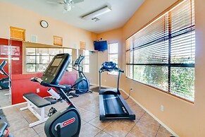 Oro Valley Condo w/ Community Pool: Near Hiking!