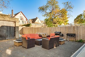 Jersey City Apartment w/ Game Room: 7 Mi to Nyc!