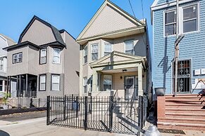 Jersey City Apartment w/ Game Room: 7 Mi to Nyc!