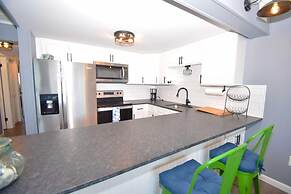 Thunder Island 137d 2 Bedroom Condo by RedAwning