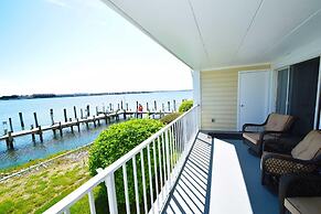 Thunder Island 137d 2 Bedroom Condo by RedAwning