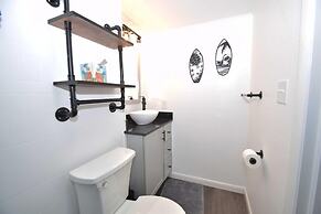 Thunder Island 137d 2 Bedroom Condo by RedAwning