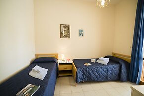 Villetta Tesea In Residence Near The Sea