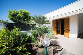 Villetta Tesea In Residence Near The Sea