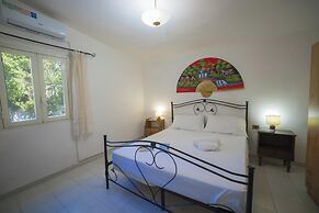 Villetta Fresca With Garden Near The Sea