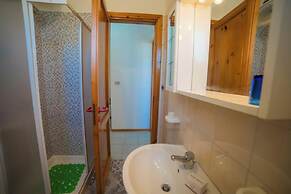 Villetta Fresca With Garden Near The Sea