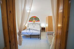 Villetta Fresca With Garden Near The Sea