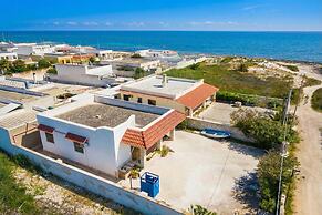 Villa Milon Near The Sea