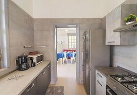 Villa Milon Near The Sea