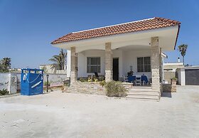 Villa Milon Near The Sea