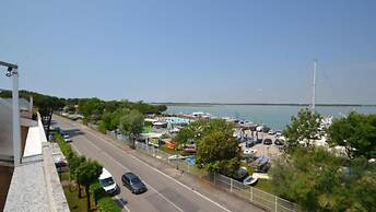 Cozy Flat With Swimming Pool - Beahost Rentals