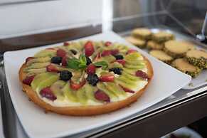 MIDDLE TOWN PALACE TROPEA