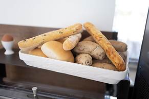 MIDDLE TOWN PALACE TROPEA