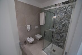 MIDDLE TOWN PALACE TROPEA