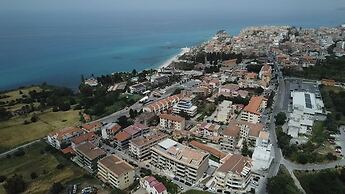 MIDDLE TOWN PALACE TROPEA