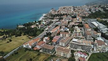 MIDDLE TOWN PALACE TROPEA