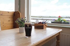 Greenfield Lodge Hotel Bar & Bistro