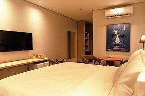 Arrey Hotel Boutique