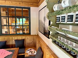 Kitzbühel Lodges - Penthouse incl. private Spa & Breakfast