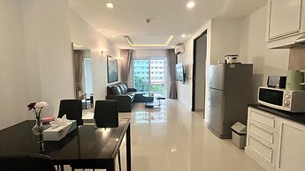 6-30 - 1 Bdr Condo With Balcony and Shared Pool