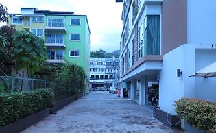 6-30 - 1 Bdr Condo With Balcony and Shared Pool