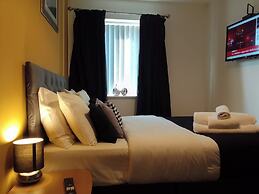 Ideal Home & Cottage,inviting 4 Bedroom Apartments