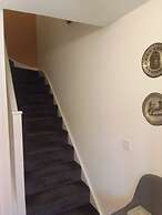 Ideal Home & Cottage,inviting 4 Bedroom Apartments