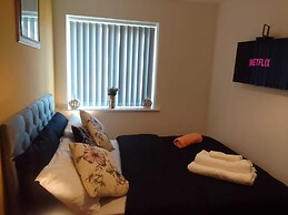 Ideal Home & Cottage,inviting 4 Bedroom Apartments