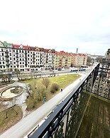 Luxury Apartment in City