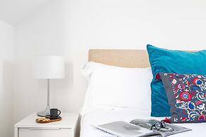 Chandlers Walk Modern Comfy Family Home in Exeter