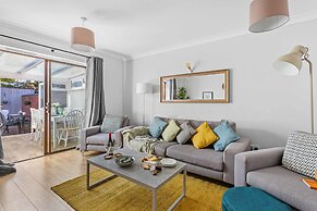 Chandlers Walk Modern Comfy Family Home in Exeter