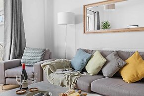 Chandlers Walk Modern Comfy Family Home in Exeter