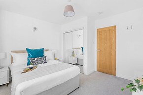 Chandlers Walk Modern Comfy Family Home in Exeter