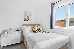 Chandlers Walk Modern Comfy Family Home in Exeter