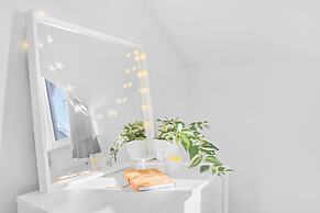 Chandlers Walk Modern Comfy Family Home in Exeter